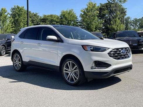 Certified 2023 Ford Edge Titanium w/ Class II Trailer Tow Package AWD/4WD image 7