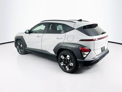 Used 2025 Hyundai Kona SEL FWD image 5