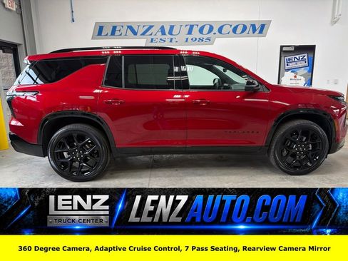 Used 2026 Chevrolet Traverse RS w/ LPO, Floor Liner Package AWD/4WD image 1