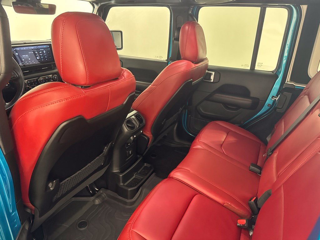 Used 2024 Jeep Wrangler Unlimited Rubicon 392 AWD/4WD image 21