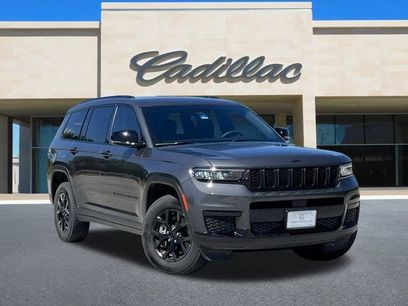 Used 2024 Jeep Grand Cherokee L Laredo