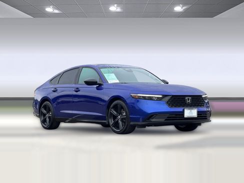 Certified 2025 Honda Accord Sport image 6