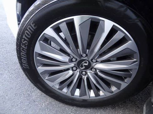 Used 2025 INFINITI QX80 Sensory w/ Exterior Package image 57