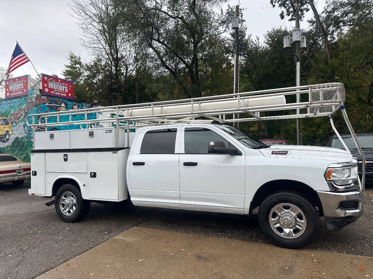 Used 2021 RAM 2500 Tradesman w/ Chrome Appearance Group RWD image 1