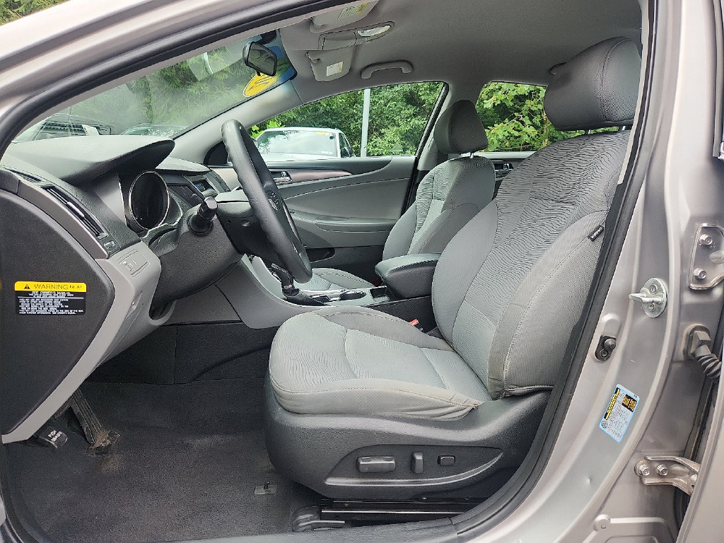 Used 2011 Hyundai Sonata Hybrid FWD image 17