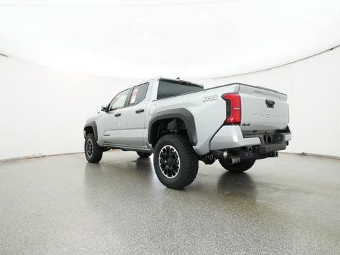 New 2025 Toyota Tacoma TRD Off-Road AWD/4WD image 38