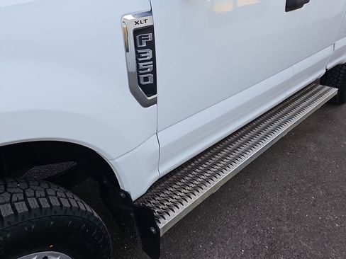 Used 2021 Ford F350 XLT w/ Camper Package image 23