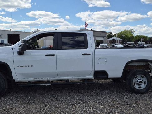 Used 2022 Chevrolet Silverado 2500 W/T w/ WT Convenience Package AWD/4WD image 5