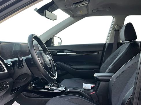 Used 2024 Kia Seltos S image 10