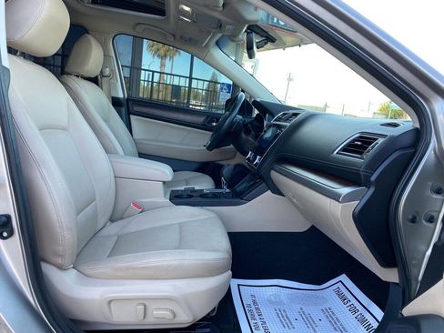 Used 2018 Subaru Outback 2.5i Limited AWD/4WD image 13