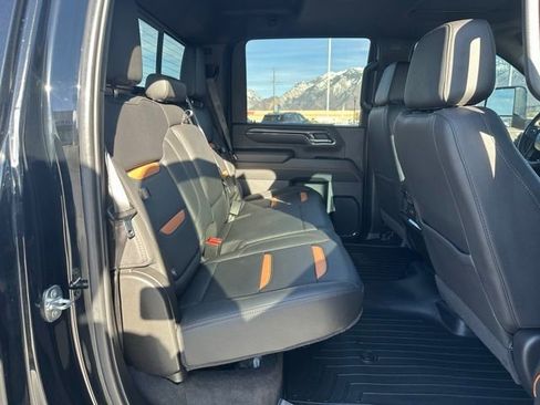 Used 2024 GMC Sierra 3500 AT4 w/ AT4 Premium Plus Package AWD/4WD image 14