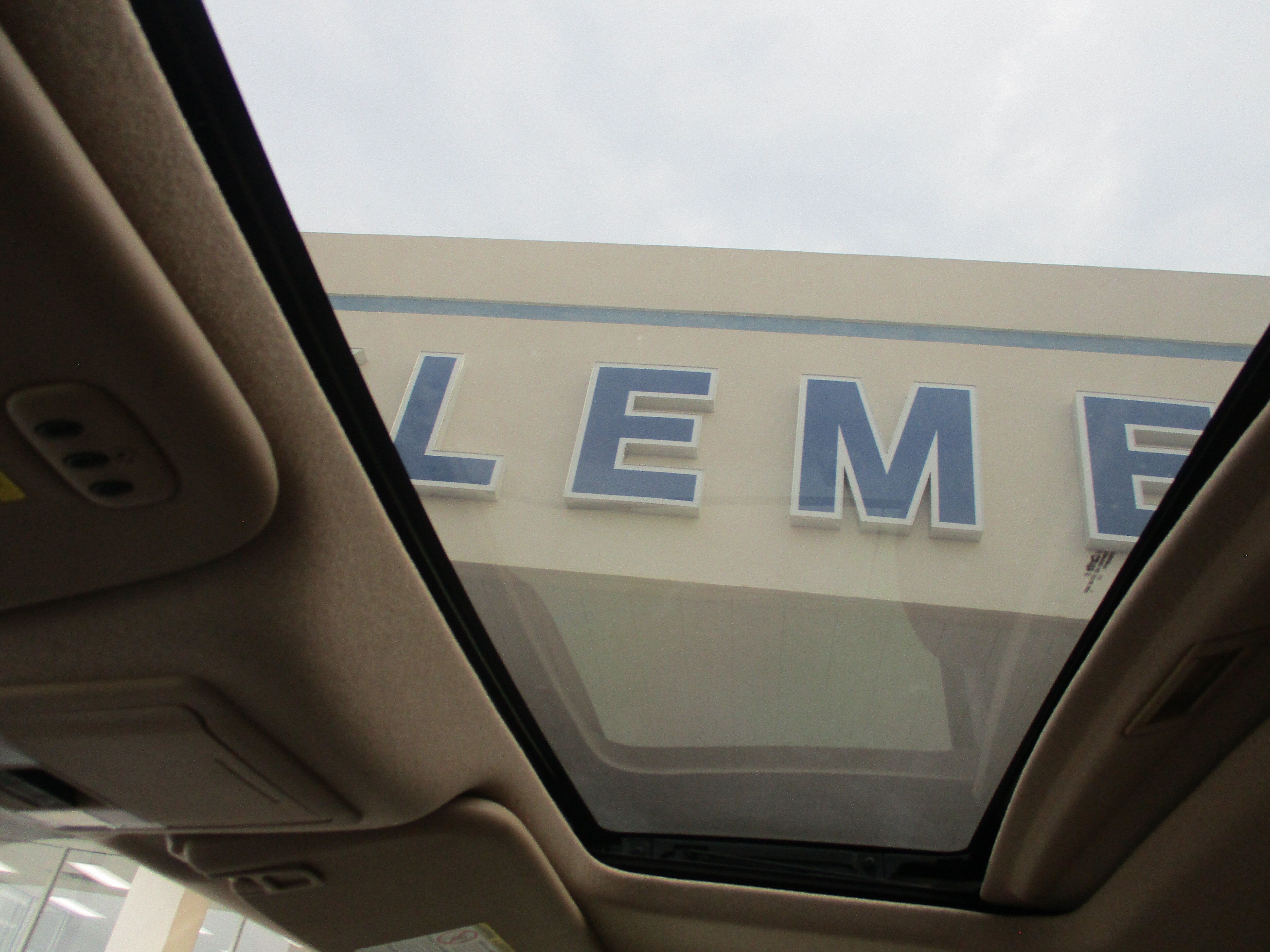 Used 2015 Ford F250 Lariat w/ Lariat Ultimate Package AWD/4WD image 13