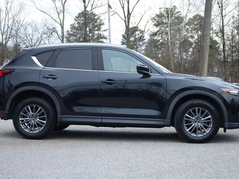 Used 2017 MAZDA CX-5 Touring w/ Preferred Equipment Package image 6