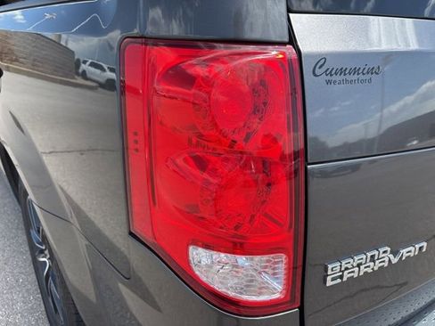Used 2017 Dodge Grand Caravan GT image 11