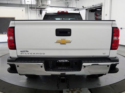 Used 2019 Chevrolet Silverado 3500 LT AWD/4WD image 6