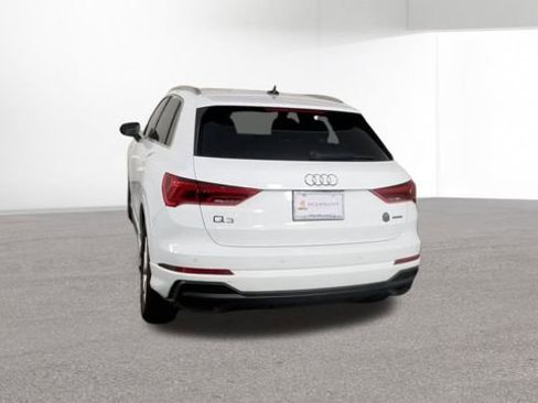 Used 2025 Audi Q3 2.0T Premium image 7