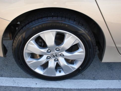 Used 2015 Honda Accord EX-L image 35