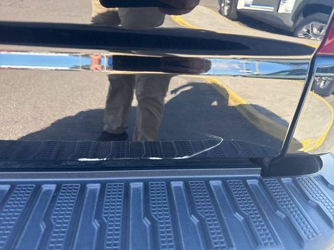 Used 2023 Chevrolet Silverado 1500 LT image 13