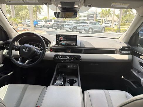 Used 2023 Honda Pilot EX-L image 16