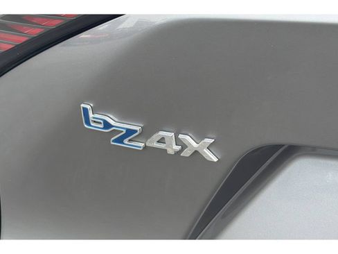 Used 2025 Toyota bZ4X FWD w/ Weather Package image 31