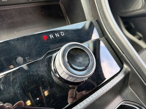 Used 2025 Jeep Grand Cherokee Altitude RWD image 20
