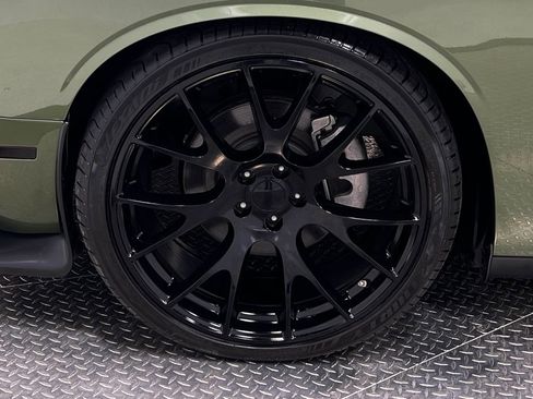 Used 2023 Dodge Challenger R/T w/ Plus Package RWD image 38