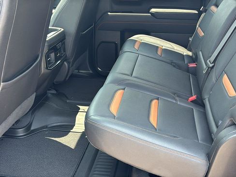 Certified 2024 GMC Sierra 1500 AT4 w/ Technology Package AWD/4WD image 19