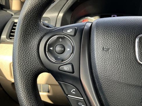 Used 2017 Honda Pilot EX image 21