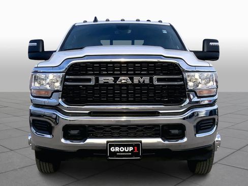 Used 2024 RAM 3500 Tradesman w/ Towing Technology Group image 3