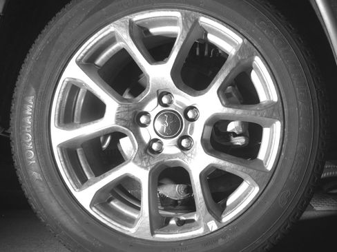 Used 2025 Jeep Compass Limited image 12