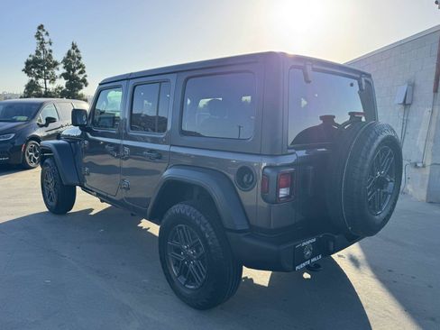 Certified 2025 Jeep Wrangler Unlimited Sport AWD/4WD image 5