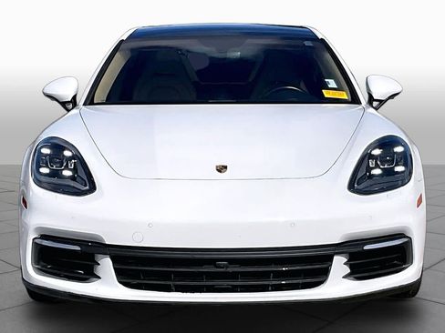 Used 2018 Porsche Panamera 4 AWD/4WD image 4