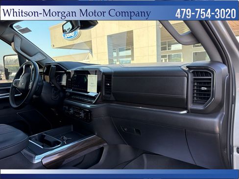 Used 2025 Chevrolet Silverado 2500 LT w/ Trail Boss Package image 7