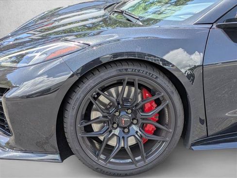 Used 2024 Chevrolet Corvette Z06 RWD image 14