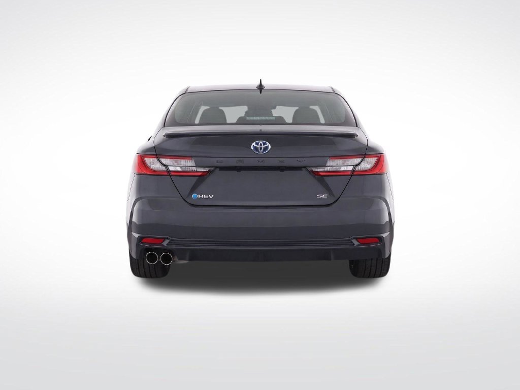 Used 2025 Toyota Camry SE FWD image 6