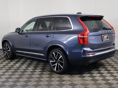 Used 2024 Volvo XC90 B6 Plus w/ Protection Package Premier image 12