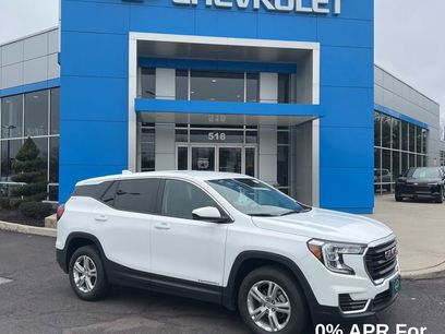 Used 2024 GMC Terrain SLE