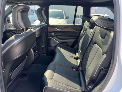 Certified 2023 Jeep Grand Cherokee Summit AWD/4WD image 10