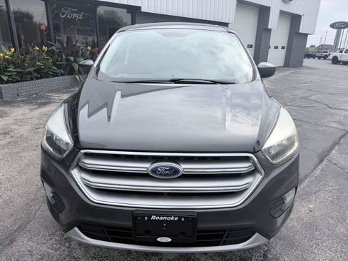 Used 2017 Ford Escape SE FWD image 24