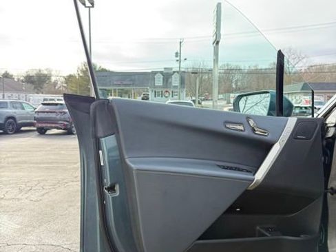 Used 2022 BMW iX xDrive50 w/ Premium Package image 40