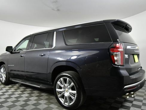Used 2024 Chevrolet Suburban High Country image 14