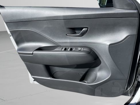 New 2026 Hyundai Kona SEL Sport FWD image 18
