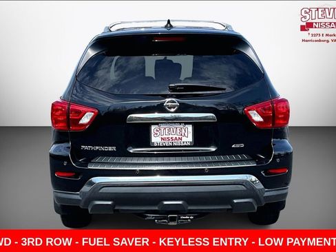 Used 2020 Nissan Pathfinder S image 5
