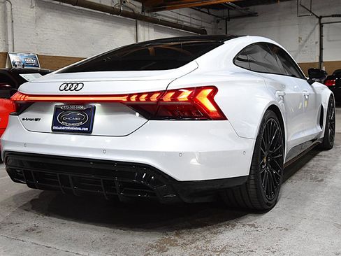 Used 2022 Audi e-tron GT Prestige w/ Prestige Package AWD/4WD image 5