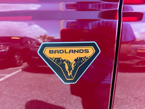 Used 2025 Ford Bronco Badlands AWD/4WD image 12