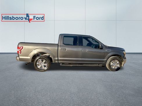 Used 2018 Ford F150 XLT image 5