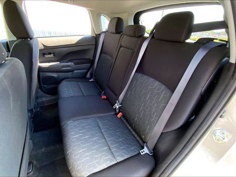 Used 2025 Mitsubishi Outlander Sport ES AWD/4WD image 21