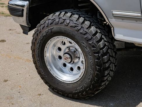 Used 1996 Ford Bronco XLT AWD/4WD image 53