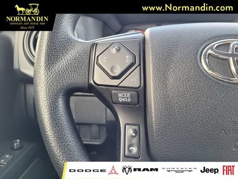 Used 2022 Toyota Tacoma SR w/ SR Convenience Package RWD image 13
