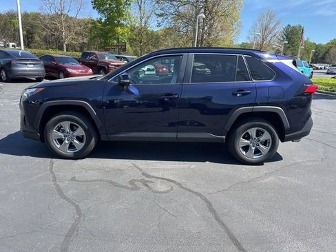 Used 2023 Toyota RAV4 XLE w/ Convenience Package image 9